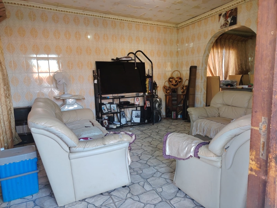 3 Bedroom Property for Sale in Geelhoutpark North West